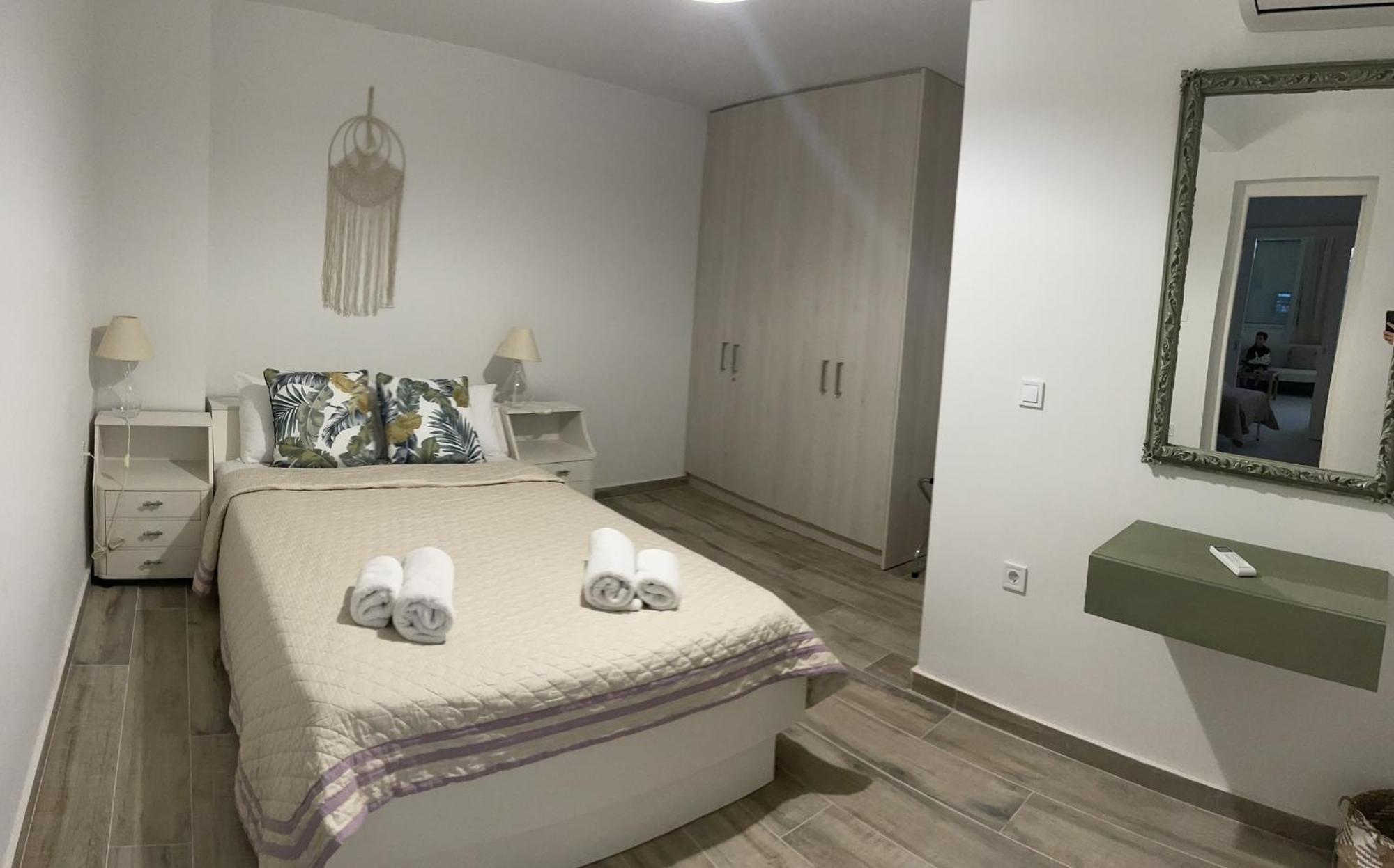 Piraiki Coastal Accommodation Πειραιάς Εξωτερικό φωτογραφία
