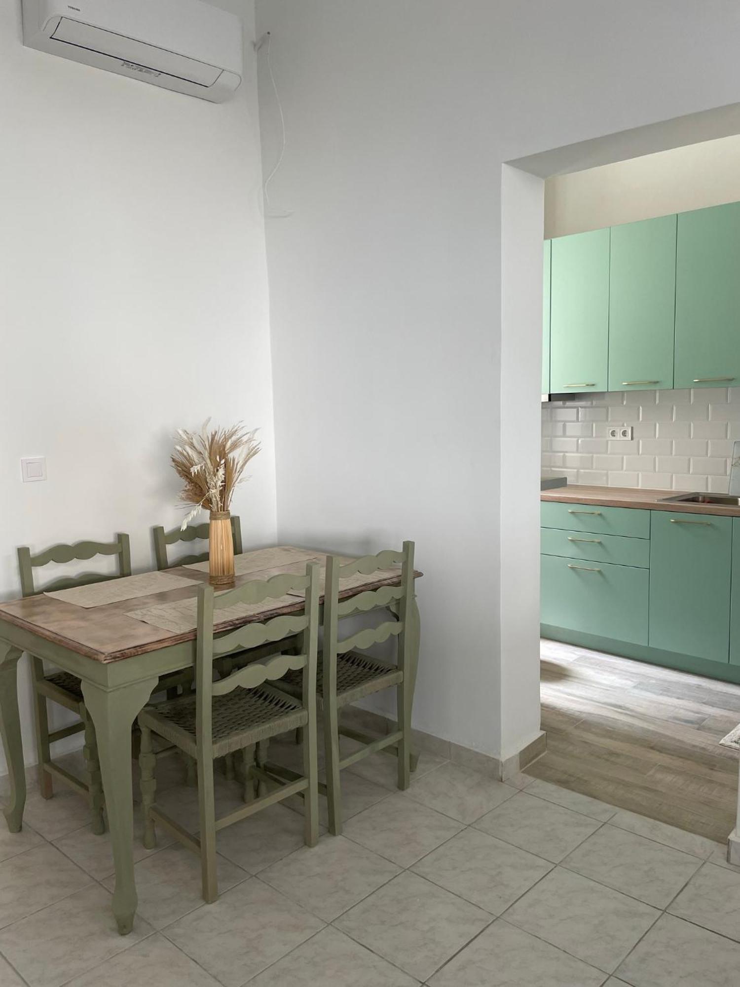 Piraiki Coastal Accommodation Πειραιάς Εξωτερικό φωτογραφία